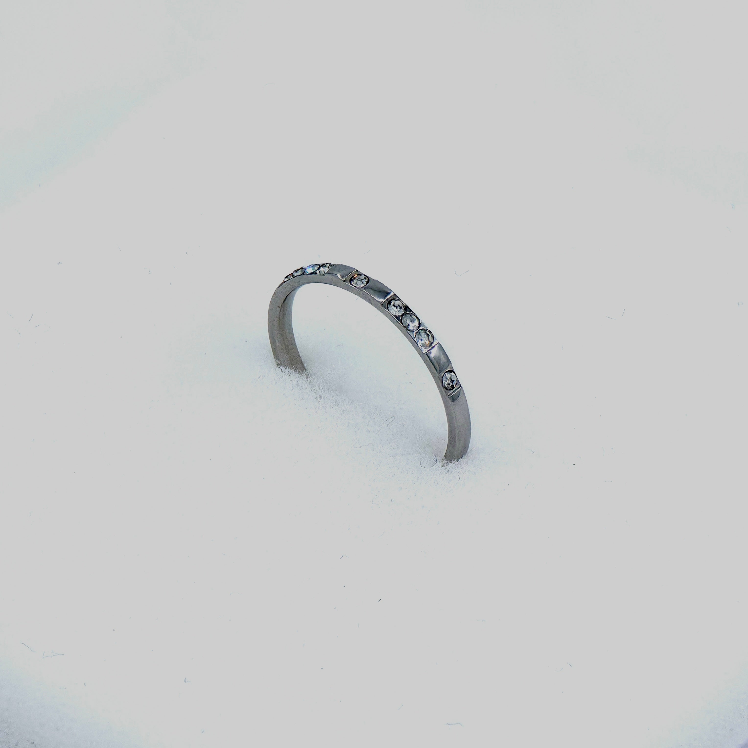 Bague Fine Dorée Strass